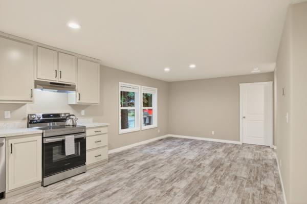 2025 Clayton 5022 Imagine Mobile Home