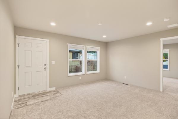 2025 Clayton 5022 Imagine Mobile Home