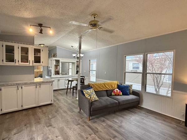 1987 Sterling Mobile Home