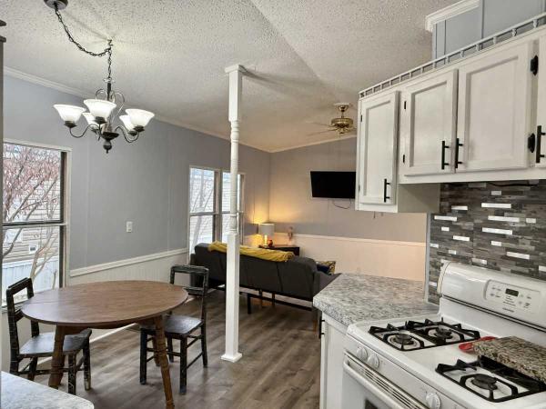 1987 Sterling Mobile Home