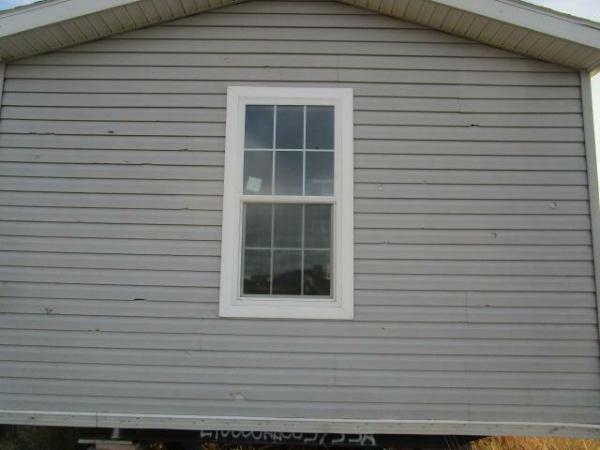 Photo 1 of 2 of home located at Hinn's Mobile Homes Inc. 813 W 4th St Chadron, NE 69337