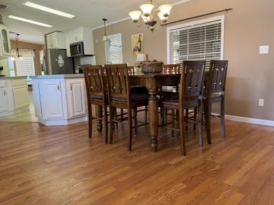 Photo 3 of 14 of home located at 588 Tulip Circle E Auburndale, FL 33823