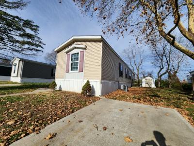 Photo 2 of 12 of home located at 10659 Valette Circle N. Miamisburg, OH 45342