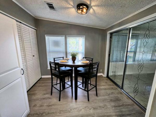 1998 Merit Manufactured Home