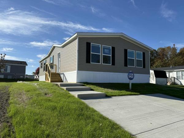 2025 CMH Manufacturing West, Inc. Mobile Home For Sale