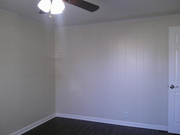 1977 Vindale Mobi 60224 Mobile Home