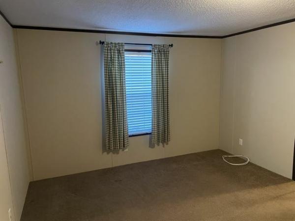 2015 Mojave 6763B Mobile Home