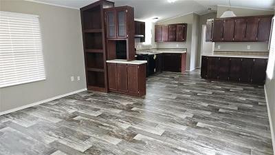 Mobile Home at 601 S Vista Ln Lot #227 Edmond, OK 73034