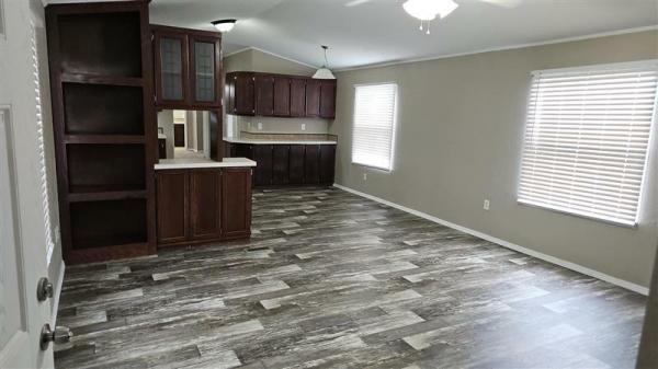 2010 Elliott Mobile Homes Solitaire Mobile Home