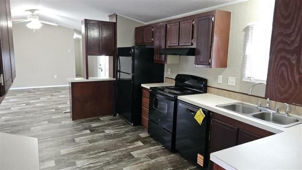 2010 Elliott Mobile Homes Solitaire Mobile Home