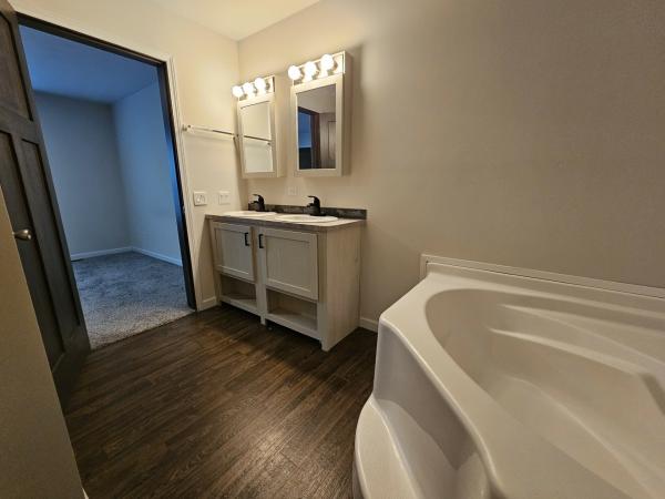 2022 Cavco 430HH24603A Mobile Home