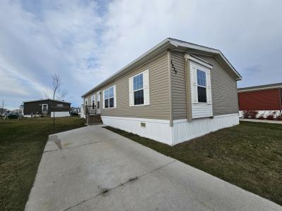 Photo 2 of 14 of home located at 2239 Summerfield Ln Traverse City, MI 49686