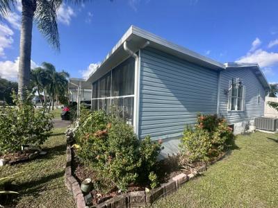 Photo 2 of 20 of home located at 6407 NW 28th Lane Margate, FL 33063