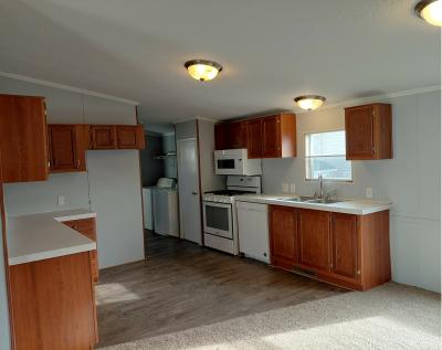 Photo 5 of 6 of home located at 1862 Evergreen Lane Ypsilanti, MI 48198