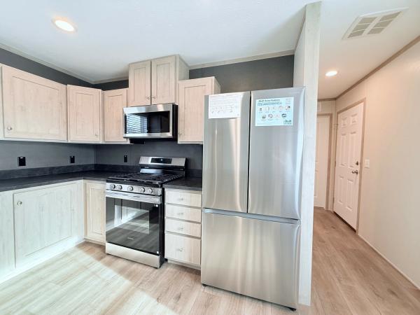 2025 Clayton-Wakarusa Mobile Home