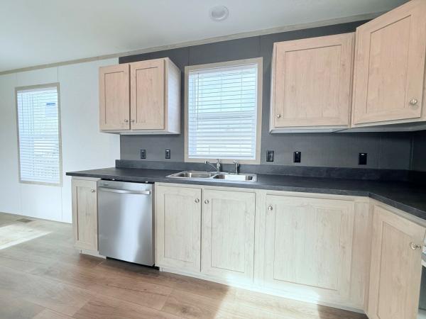 2025 Clayton-Wakarusa Mobile Home