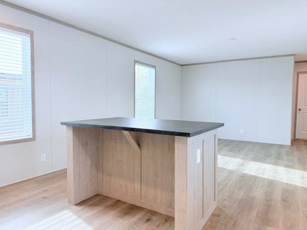 2025 Clayton-Wakarusa Mobile Home