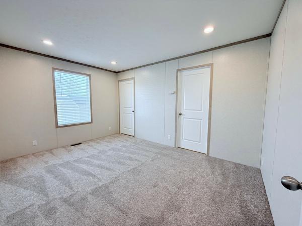 2025 Clayton-Wakarusa Mobile Home