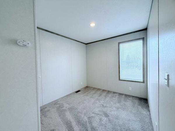 2025 Clayton-Wakarusa Mobile Home