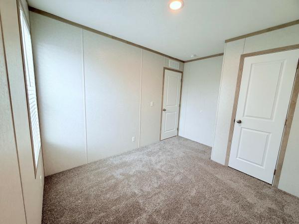 2025 Clayton-Wakarusa Mobile Home