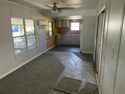 Photo 2 of 9 of home located at 13 Eustis Road Mount Dora, FL 32757