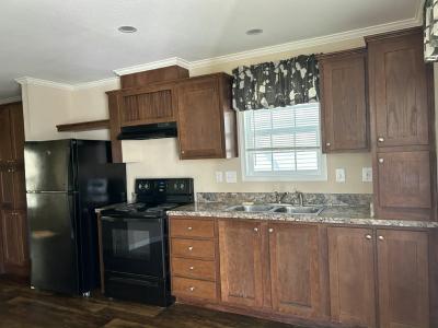 Photo 2 of 10 of home located at 6941 Macdonald Court, Lot 43 Zephyrhills, FL 33541