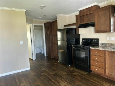 Photo 3 of 10 of home located at 6941 Macdonald Court, Lot 43 Zephyrhills, FL 33541