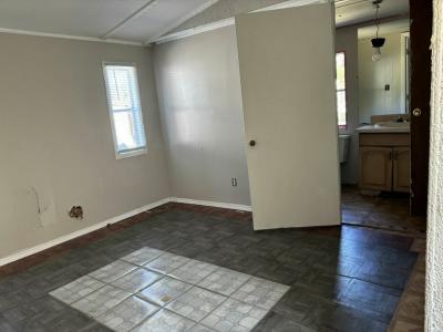 Photo 4 of 6 of home located at 11240 N Northwood Dr. #56 Inglis, FL 34449