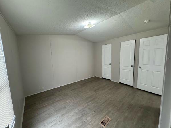 Photo 1 of 2 of home located at 115 West Loudon Ave #K082 Lexington, KY 40508