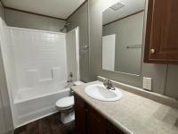 2018 LH168032AF  Home