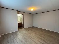 2018 LH168032AF  Home