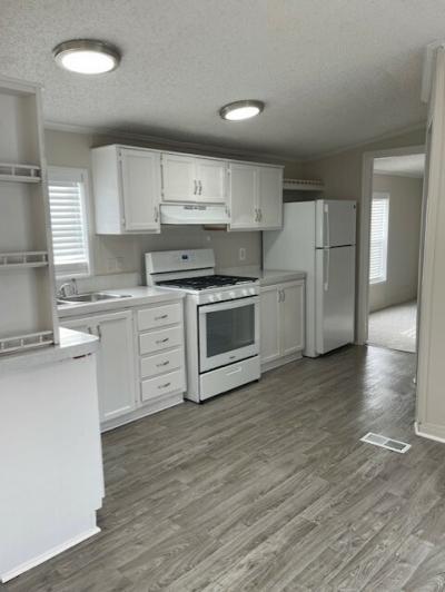 Photo 3 of 8 of home located at 22056 Duvalle Dr #242 Romulus, MI 48174