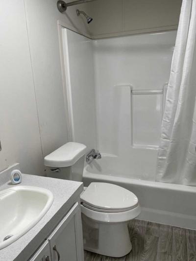 Photo 4 of 8 of home located at 22056 Duvalle Dr #242 Romulus, MI 48174