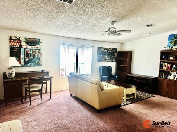 1999 PALM Mobile Home