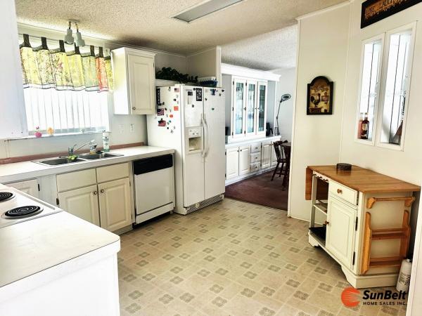 1999 PALM Mobile Home