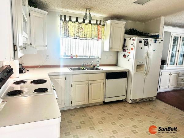 1999 PALM Mobile Home