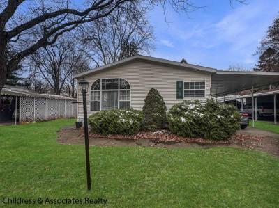 Photo 2 of 20 of home located at 5527 Goldfinch Drive NE Belmont, MI 49306