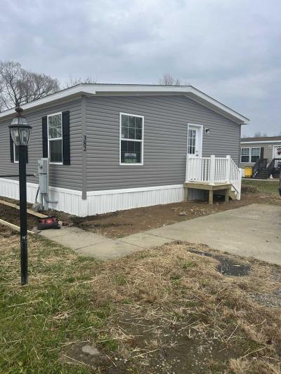 Photo 3 of 11 of home located at 382 Valentine Dr Martinsburg, WV 25405