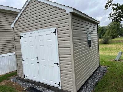 Photo 2 of 24 of home located at 86 Apollo Court Martinsburg, WV 25405