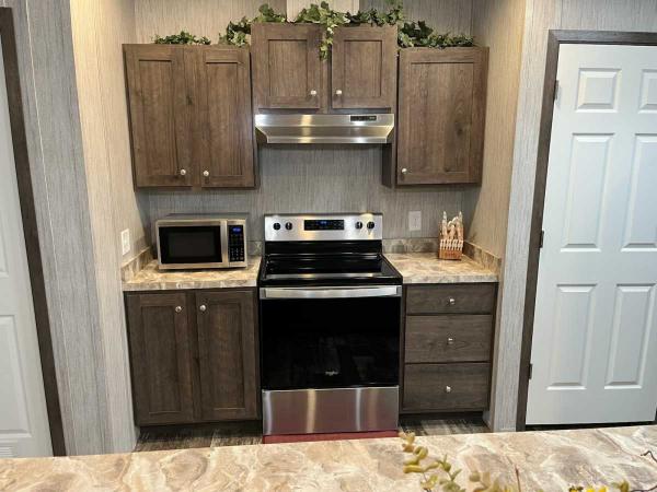 2023 Colony Beacon-Prestige Mobile Home