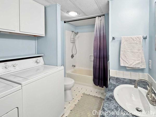 1976 VICTORIAN Mobile Home