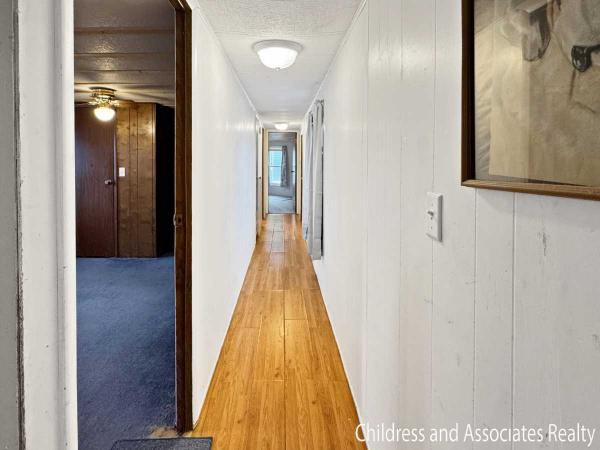 1976 VICTORIAN Mobile Home