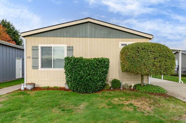 Photo 1 of 2 of home located at 4155 NE Three Mile Ln #85 McMinnville, OR 97128