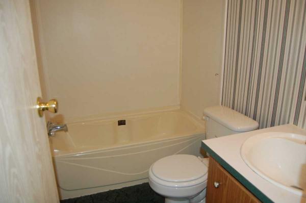 1998 OAKWOOD	 Manufactured Home