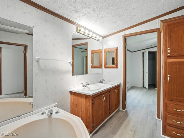 1999 Dutch Manufactured Home