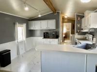 1987 Bayshore Manufactured Home