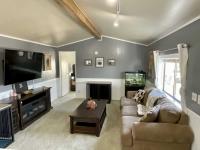 1987 Bayshore Manufactured Home