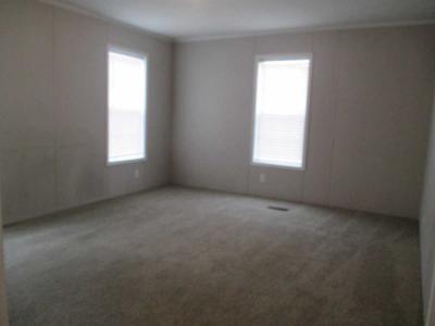 Photo 4 of 9 of home located at 13944 Washington Dr Plymouth, MI 48170