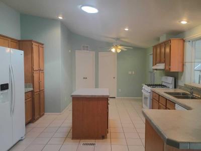 Photo 2 of 20 of home located at 8401 South Kolb Road #449 Tucson, AZ 85756