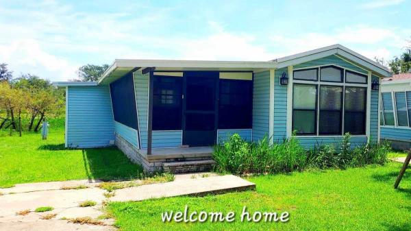 Photo 1 of 2 of home located at 5551 SW 18th Terrace, Lot 209 Bushnell, FL 33513